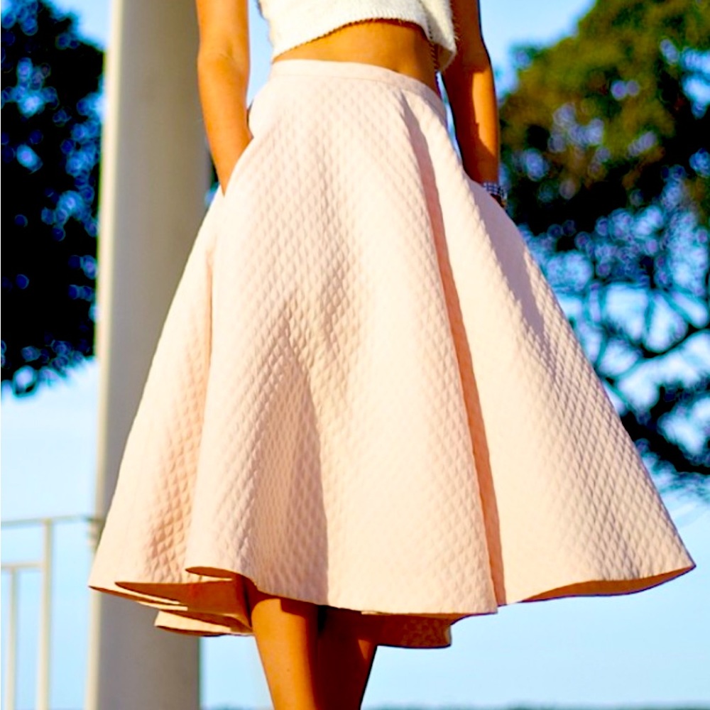 H&M pink skirt